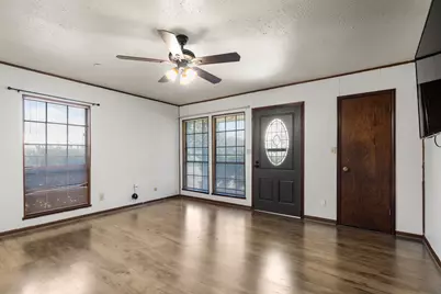 373 Ingred Street, Waco, TX 76705 - Photo 6