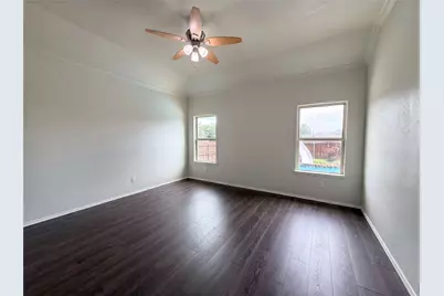 325 Pin Cushion Trail, Burleson, TX 76028 - Photo 4