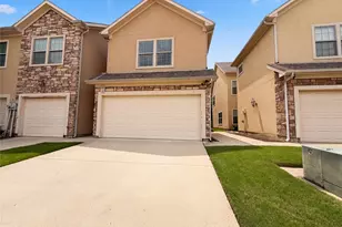 1524 Aldra Dr, Fort Worth, TX 76120 - Photo 1