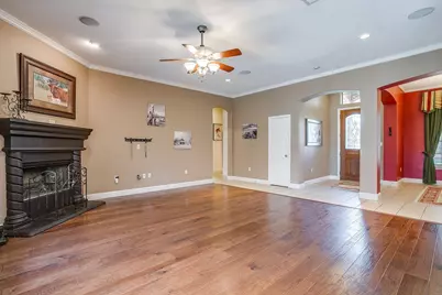 709 Lonesome Prairie Trail, Haslet, TX 76052 - Photo 6