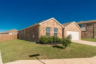 9101 Lookout Pt, Fort Worth, TX 76179 - Photo 2