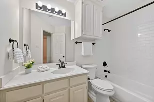 2212 Tiffany Glenn Ct, Bedford, TX 76021 - Photo 26