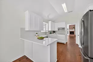 2212 Tiffany Glenn Ct, Bedford, TX 76021 - Photo 6