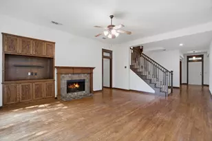800 Mayberry Dr, McKinney, TX 75071 - Photo 8
