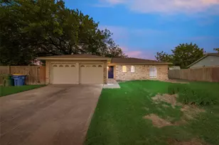 6013 Barry Dr, Watauga, TX 76148 - Photo 1