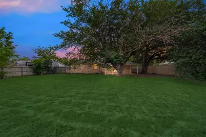 6013 Barry Drive, Watauga, TX 76148 - Photo 16