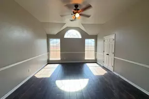 1541 Mountain Laurel Ln, DeSoto, TX 75115 - Photo 8