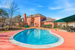 5949 River Bend Dr, Benbrook, TX 76132 - Photo 4
