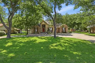 8904 Woodlawn Dr, Granbury, TX 76049 - Photo 6