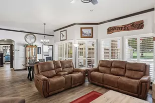 8904 Woodlawn Dr, Granbury, TX 76049 - Photo 24