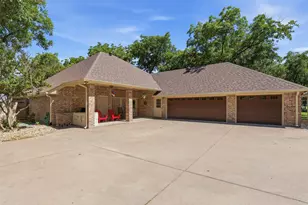 8904 Woodlawn Dr, Granbury, TX 76049 - Photo 32