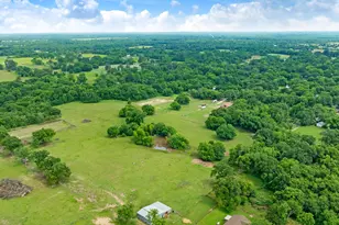 285 5th St NE, Bogata, TX 75417 - Photo 30