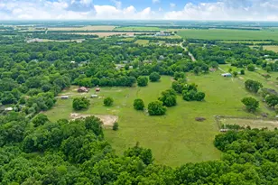285 5th St NE, Bogata, TX 75417 - Photo 36