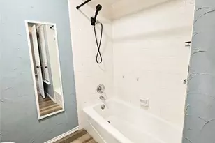 1124 Kathy Ln, Lewisville, TX 75067 - Photo 22