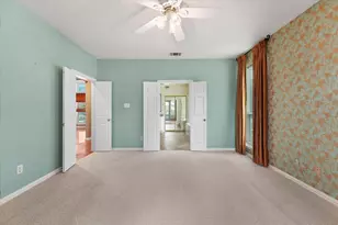 525 Springhill Dr, Hurst, TX 76054 - Photo 16