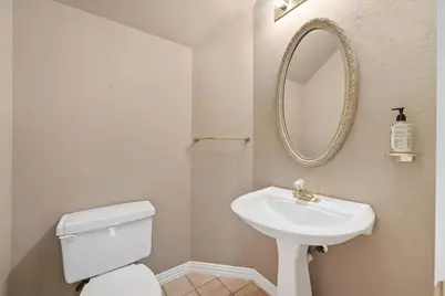 525 Springhill Drive, Hurst, TX 76054 - Photo 22