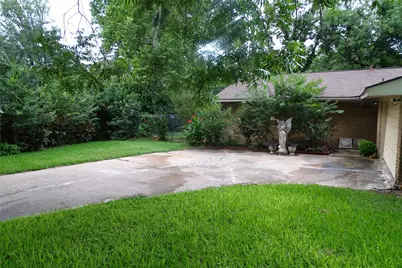 411 Brookwood Drive, Woodway, TX 76712 - Photo 2