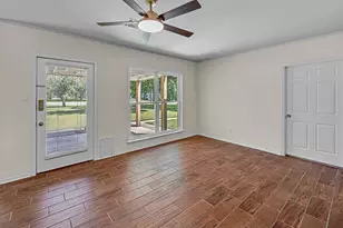 102 S Avenue Q, Clifton, TX 76634 - Photo 6