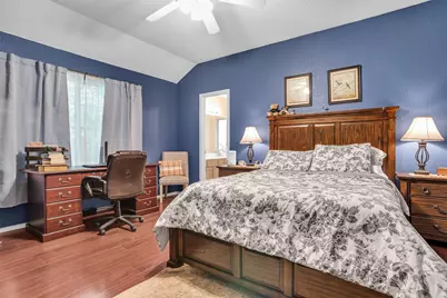 911 W Lynn Creek Drive, Arlington, TX 76001 - Photo 14