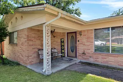 121 S Imperial Drive, Denison, TX 75020 - Photo 2