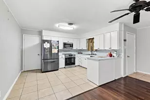 121 S Imperial Dr, Denison, TX 75020 - Photo 10