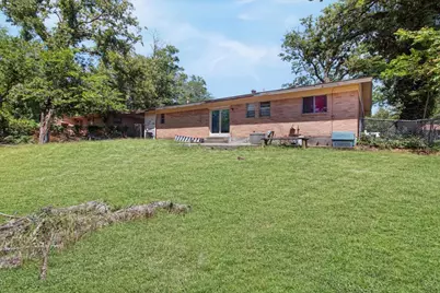 121 S Imperial Drive, Denison, TX 75020 - Photo 10