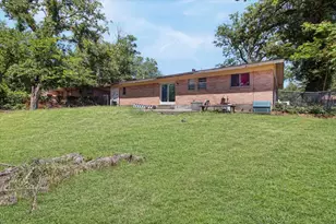 121 S Imperial Dr, Denison, TX 75020 - Photo 10