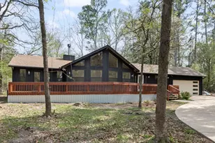 284 Pleasant Hill Ln, Holly Lake Ranch, TX 75765 - Photo 2
