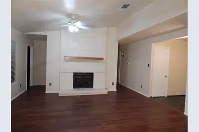 506 Redwood Drive, Grand Prairie, TX 75052 - Photo 4