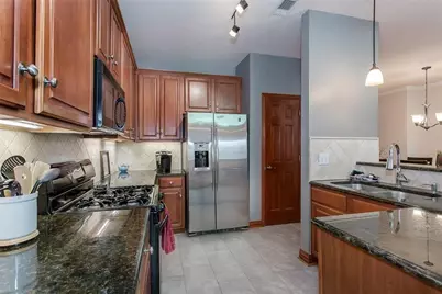 5735 Richmond Avenue #B, Dallas, TX 75206 - Photo 2