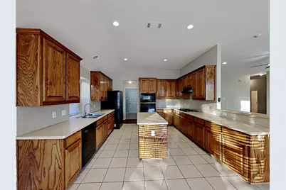 5813 Ozark Drive, Fort Worth, TX 76131 - Photo 2