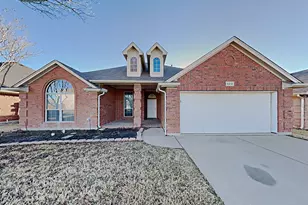 5813 Ozark Dr, Fort Worth, TX 76131 - Photo 1