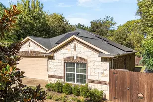 1317 Nolte Dr, Dallas, TX 75208 - Photo 32