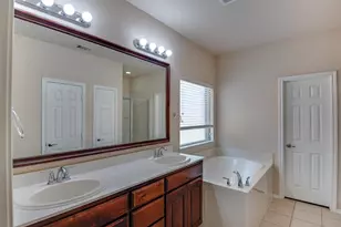 6677 Friendsway Dr, Fort Worth, TX 76137 - Photo 12