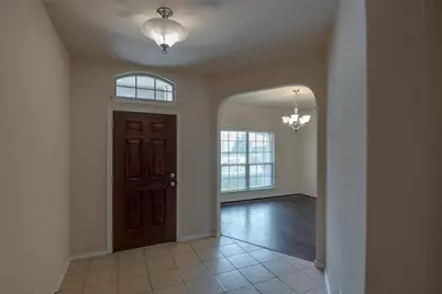 6677 Friendsway Drive, Fort Worth, TX 76137 - Photo 2