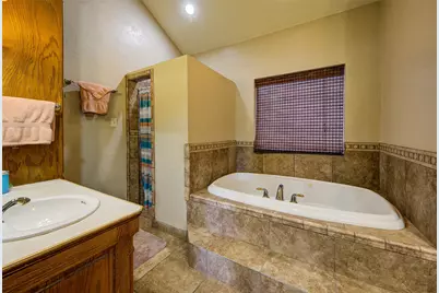 15 Shady Creek Lane, Bridgeport, TX 76426 - Photo 20