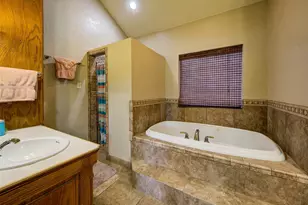 15 Shady Creek Ln, Bridgeport, TX 76426 - Photo 20