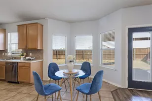 14504 Eaglemont Dr, Little Elm, TX 75068 - Photo 10