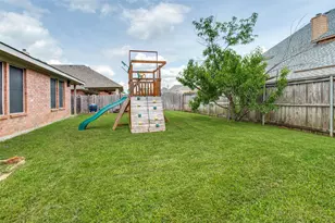 2847 Tranquilo, Grand Prairie, TX 75054 - Photo 24