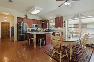 2847 Tranquilo, Grand Prairie, TX 75054 - Photo 4