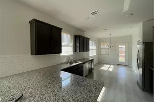 2304 Pyrite Dr, Little Elm, TX 76227 - Photo 4