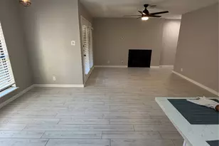 1108 Harwell Dr, Arlington, TX 76011 - Photo 6