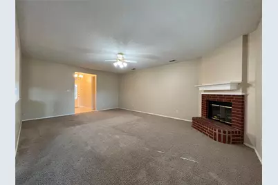 4021 Busch Gardens Drive, Fort Worth, TX 76123 - Photo 4