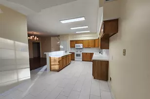 2413 Timber Ridge Ln, Flower Mound, TX 75028 - Photo 10