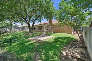 720 Huntwich Dr, Bedford, TX 76021 - Photo 24