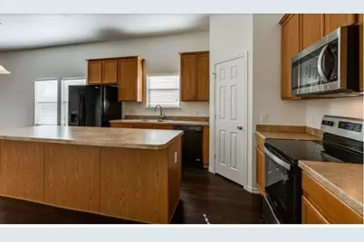 1613 Castle Creek Drive, Little Elm, TX 75068 - Photo 4