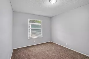 2728 Jewell Dr, Arlington, TX 76016 - Photo 10
