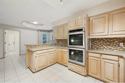 6002 Kenilworth Drive, Arlington, TX 76001 - Photo 18