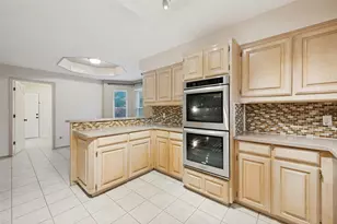 6002 Kenilworth Dr, Arlington, TX 76001 - Photo 18