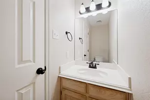 6002 Kenilworth Dr, Arlington, TX 76001 - Photo 20